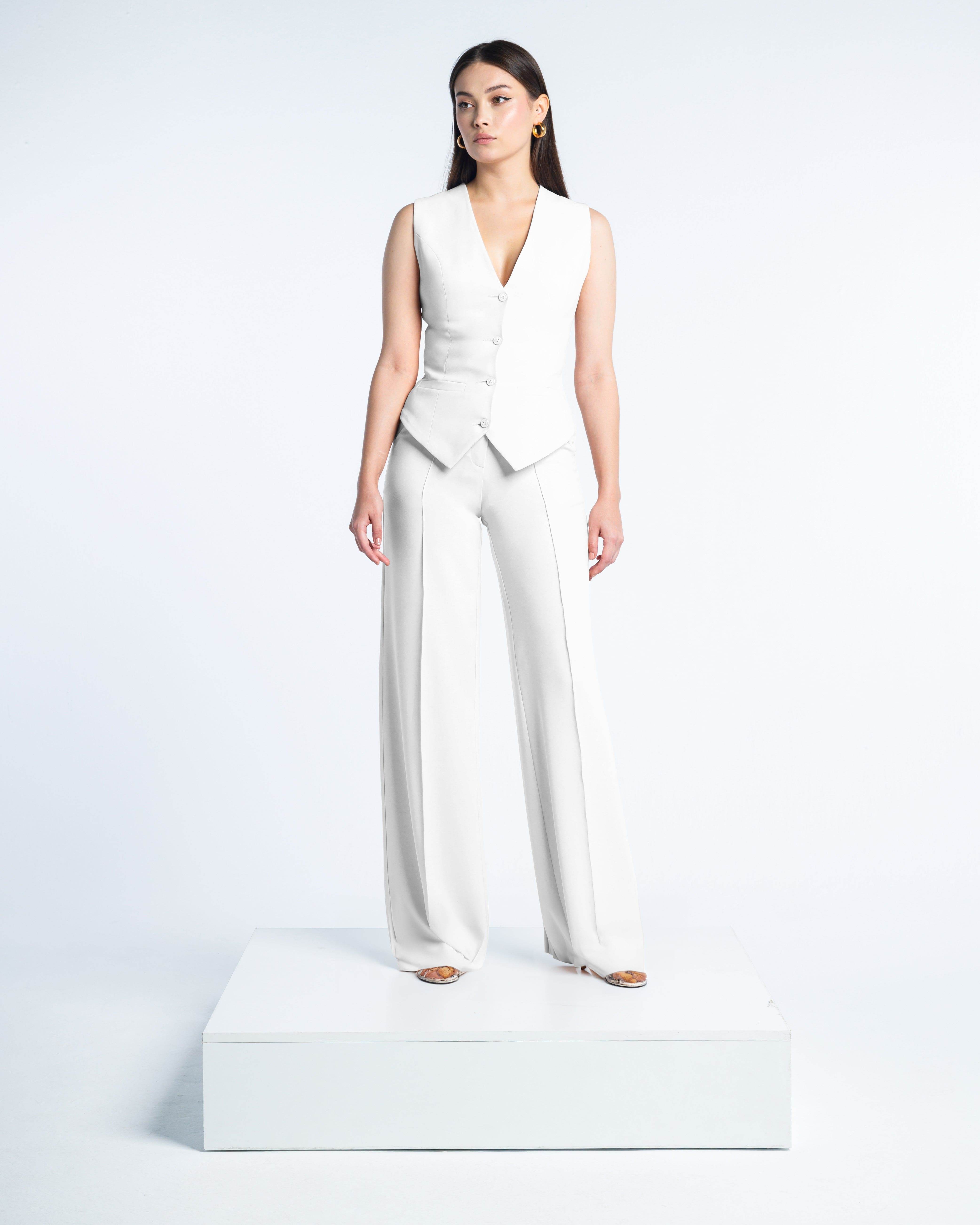 SLIM-FIT VEST - MOONMAINS EGY