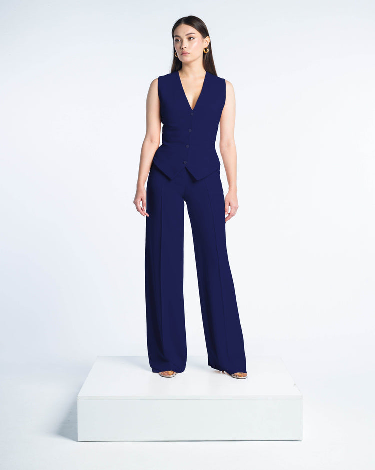 SLIM-FIT VEST - MOONMAINS EGY