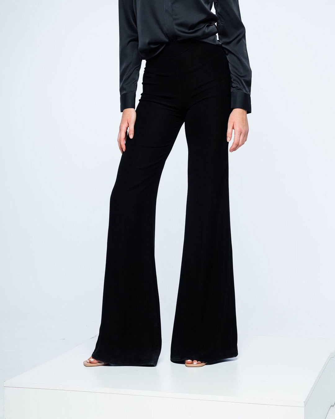 FLARED PANTS - MOONMAINS EGY