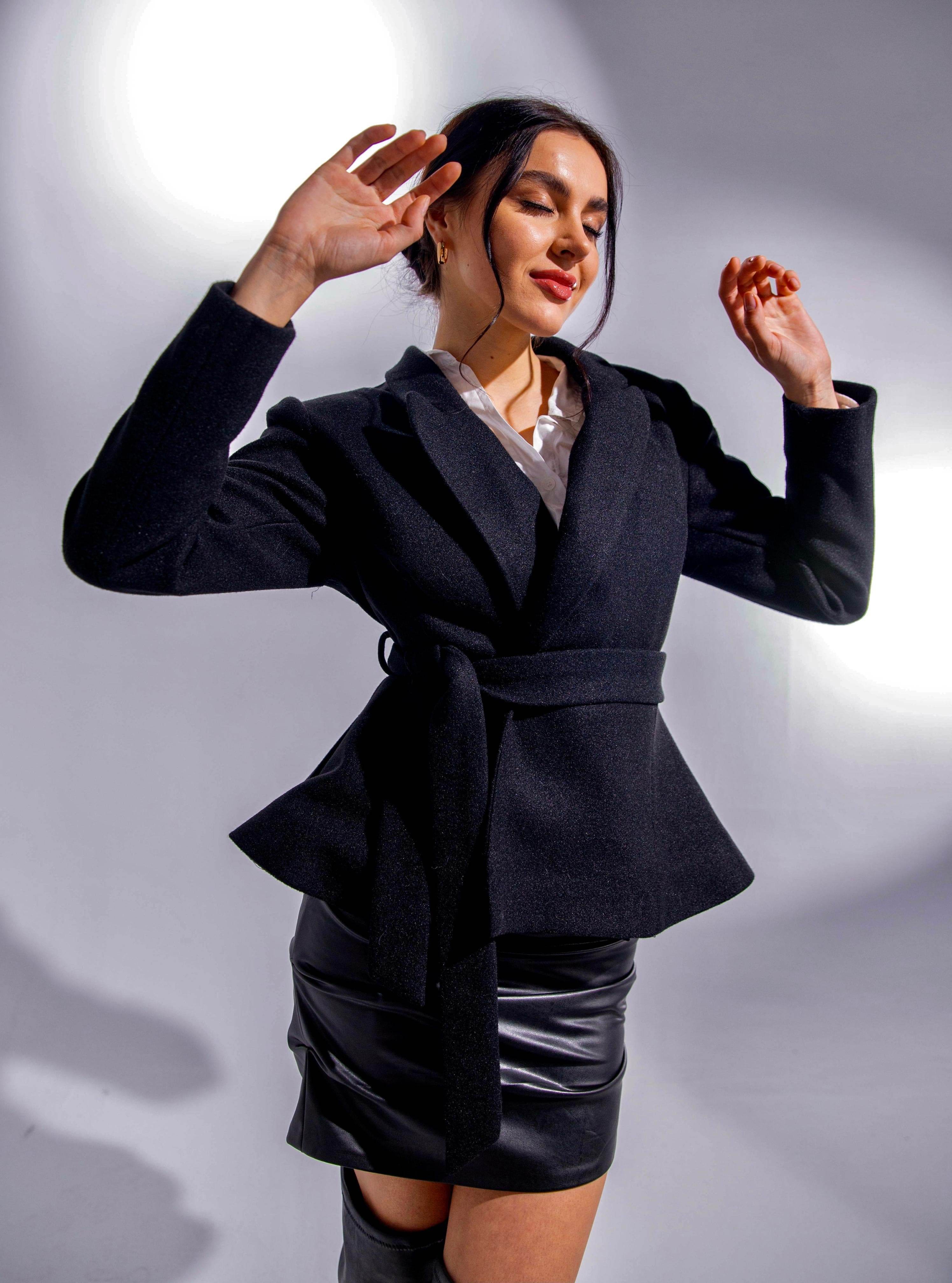 WOOL BLEND COAT WITH FAUX FUR COLLAR - MOONMAINS EGY