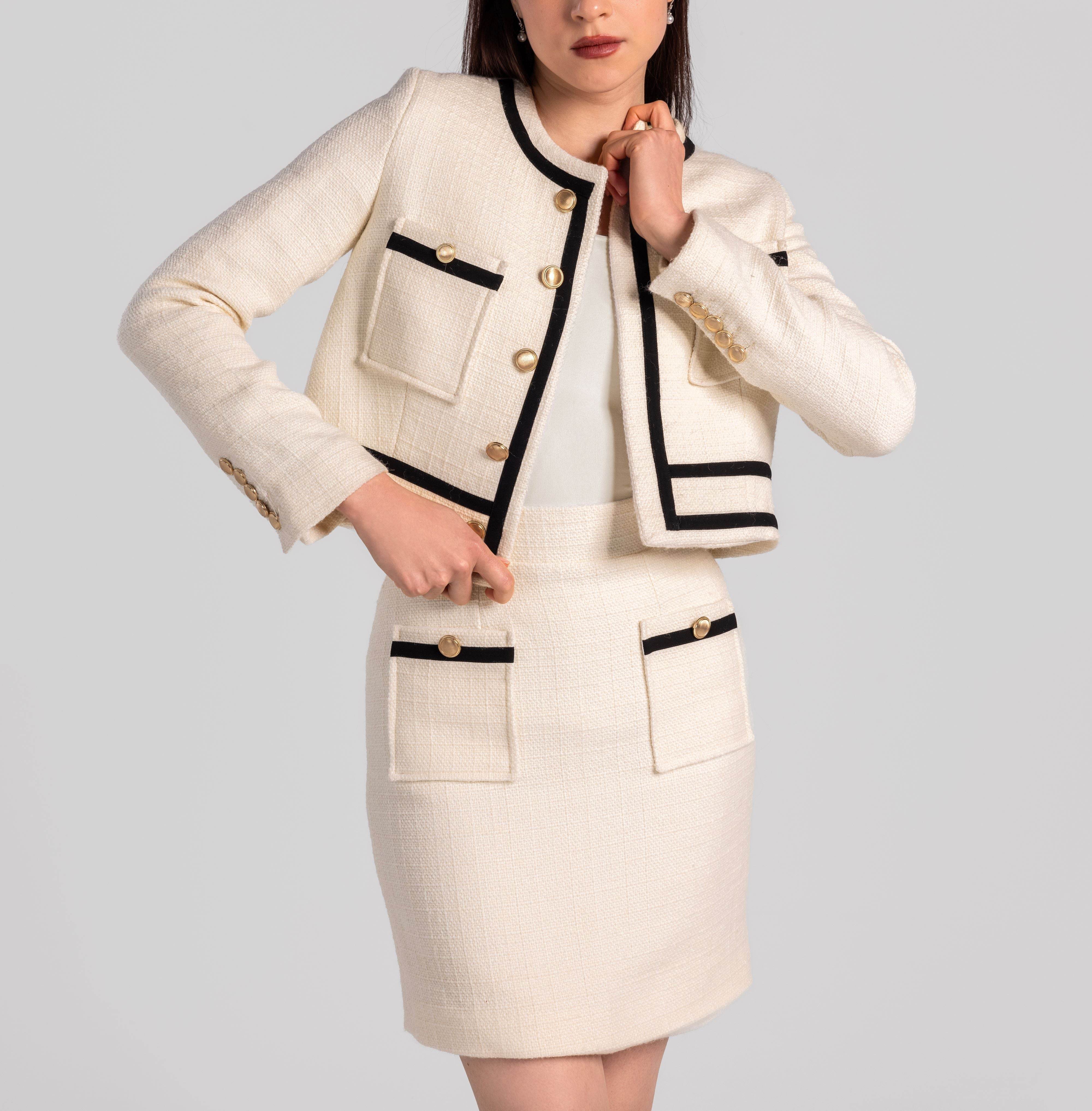 Tweed Essence Tailored in Ivory-black Jacket - MOONMAINS EGY