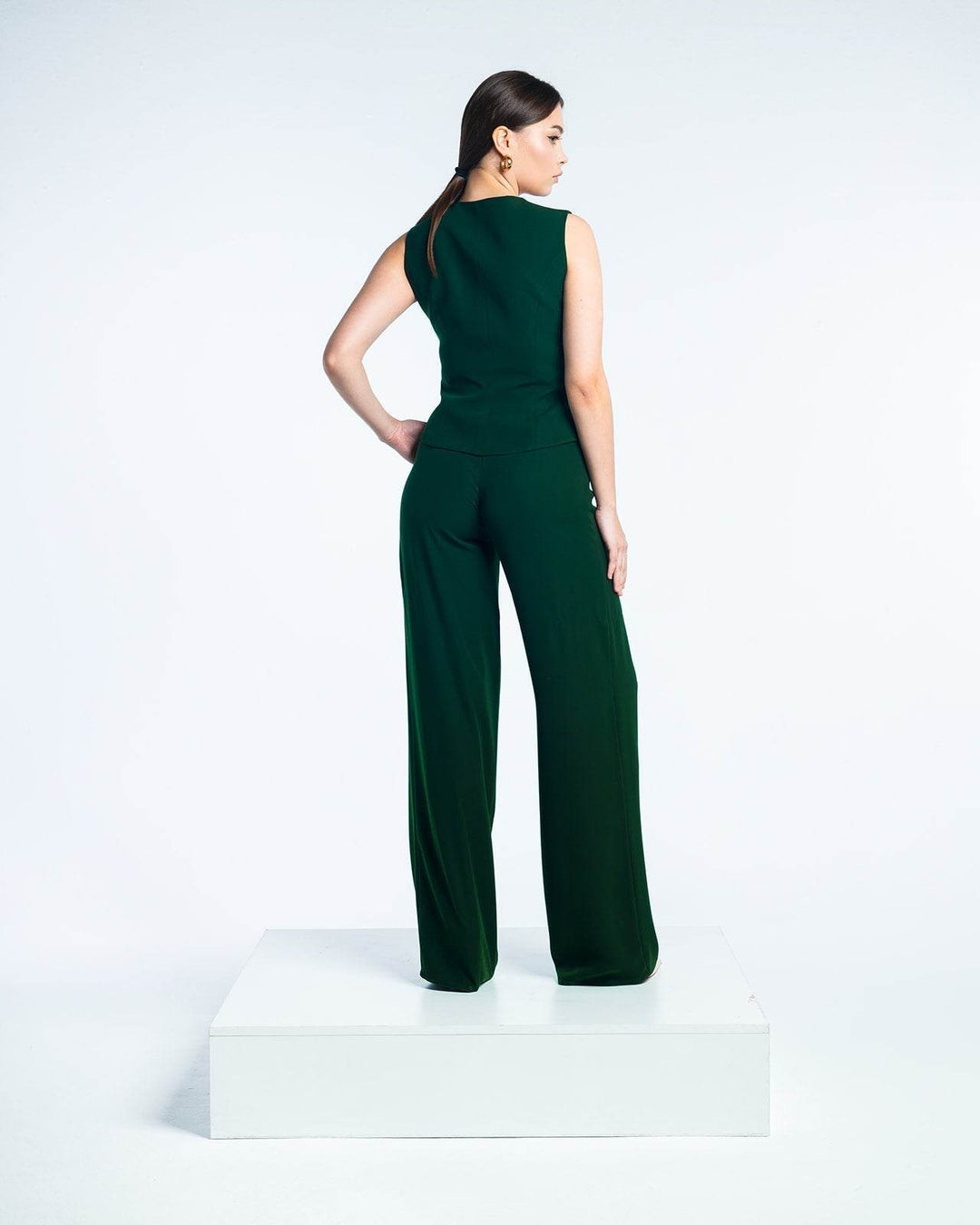 SLIM-FIT VEST - MOONMAINS EGY