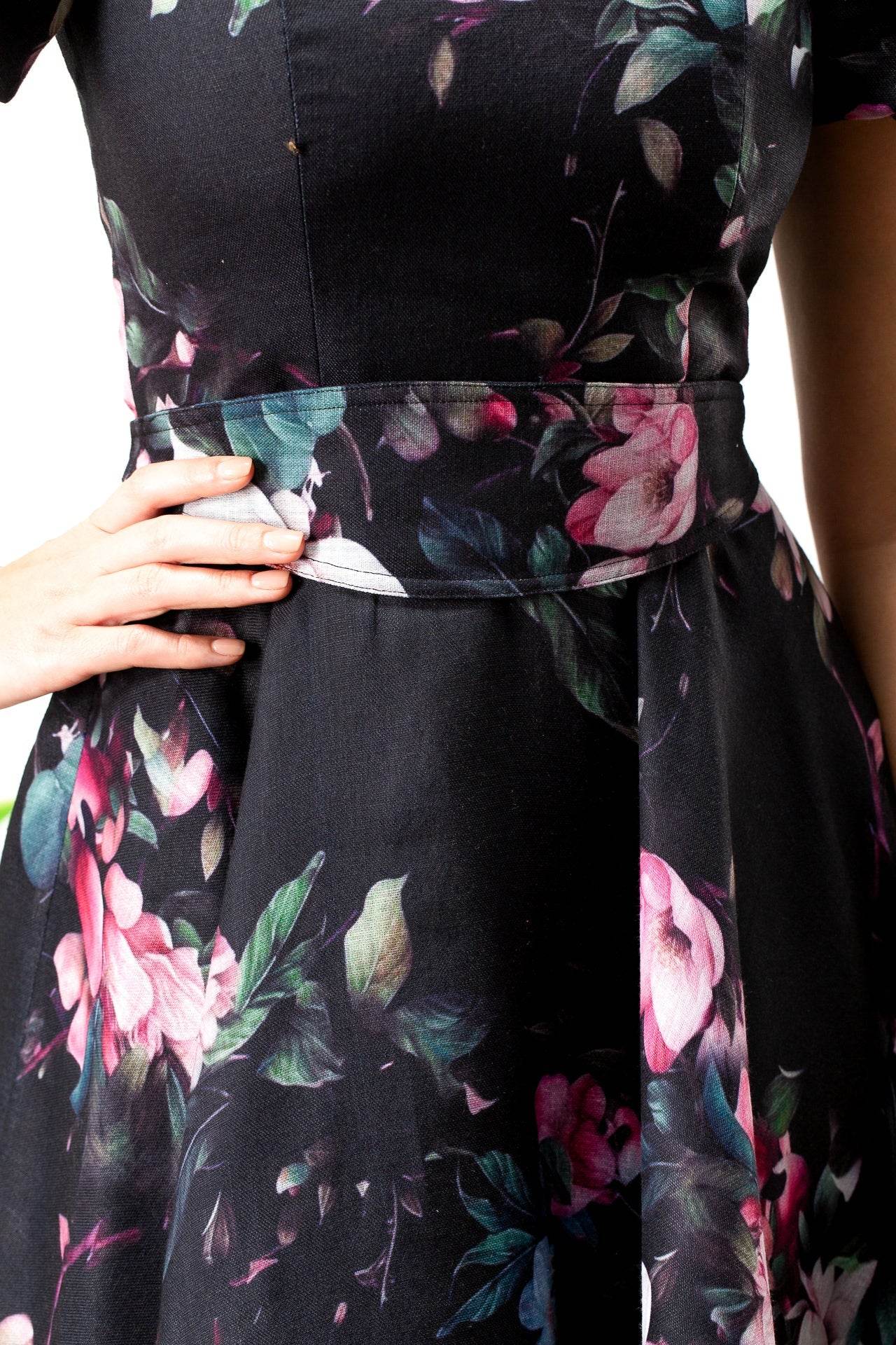 Lilwen mini Dress - MOONMAINS EGY