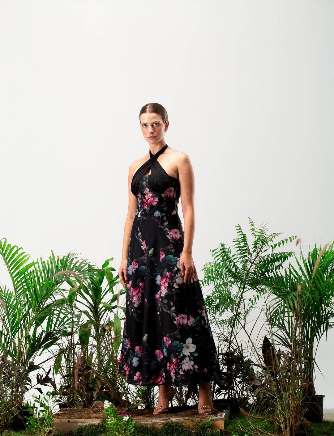 Bellie Linen Floral Dress - MOONMAINS EGY