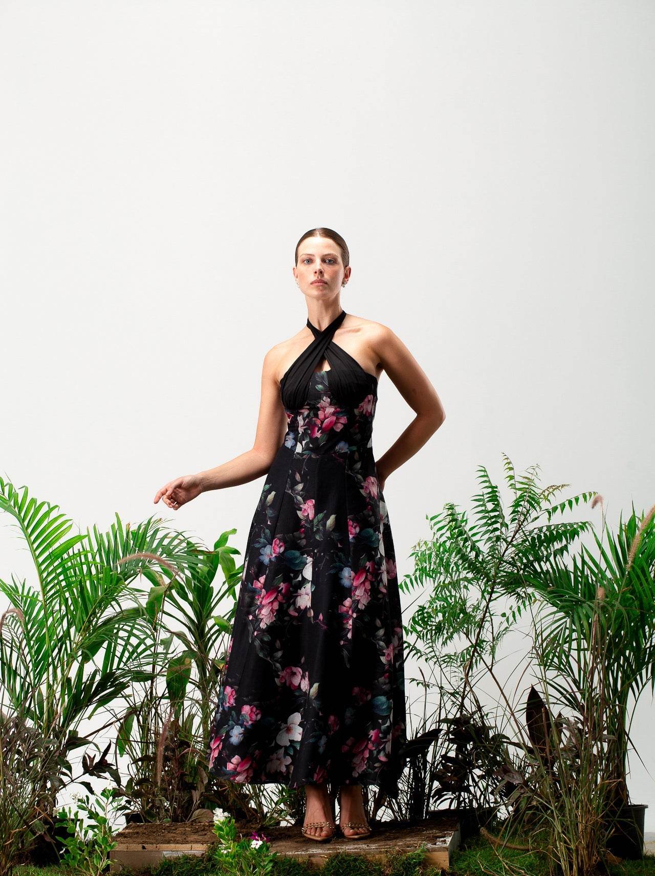 Bellie Linen Floral Dress - MOONMAINS EGY