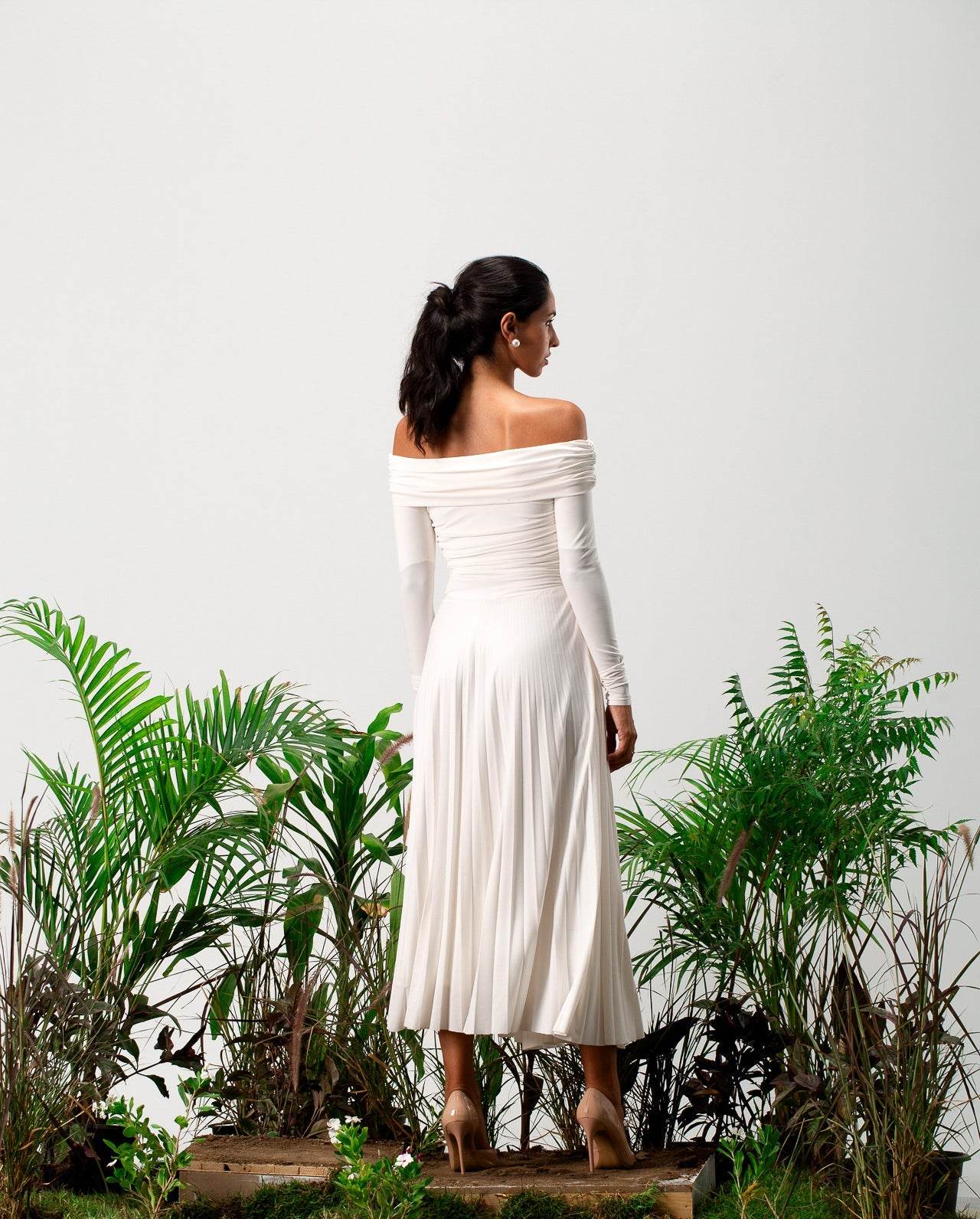 Meliora Long-Sleeve Maxi Dress - MOONMAINS EGY