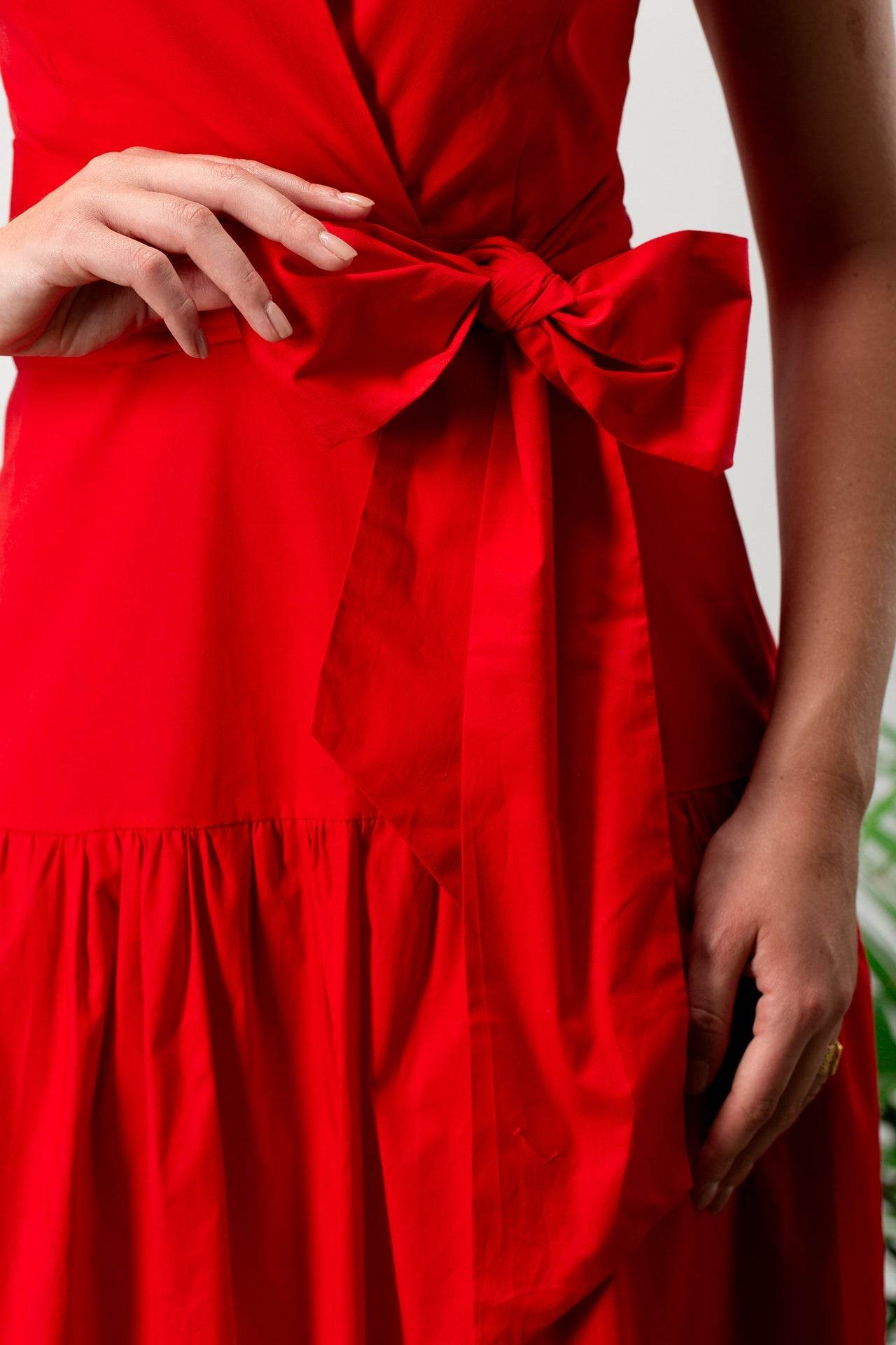 Scarlet Poplin Dress - MOONMAINS EGY