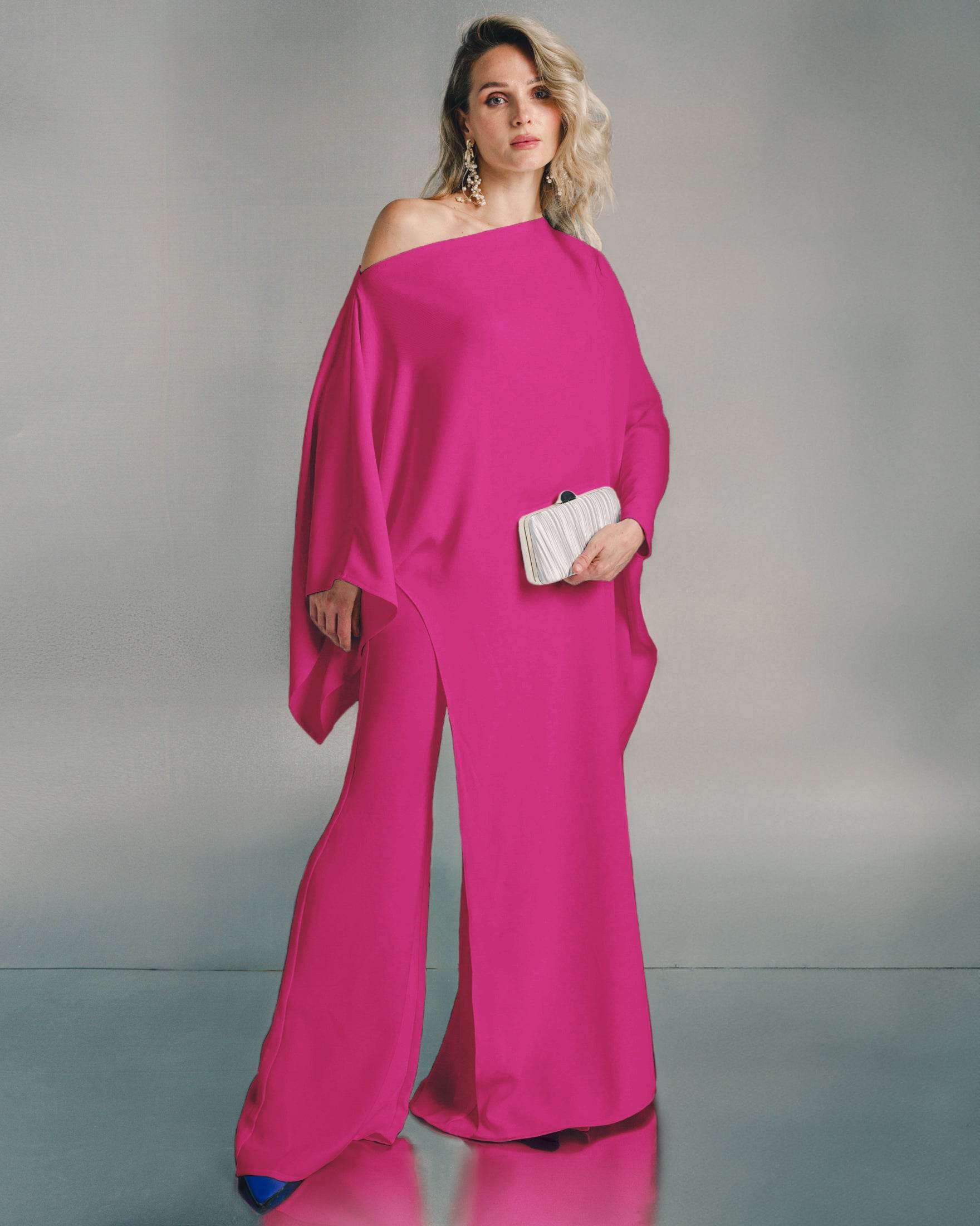 Caped loose neck crepe set - MOONMAINS EGY