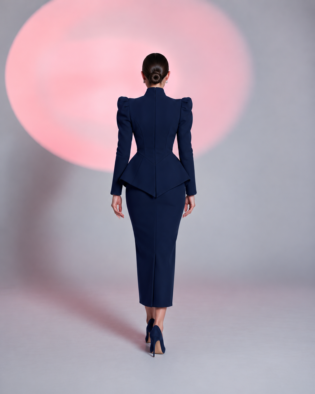 Avielle Suit