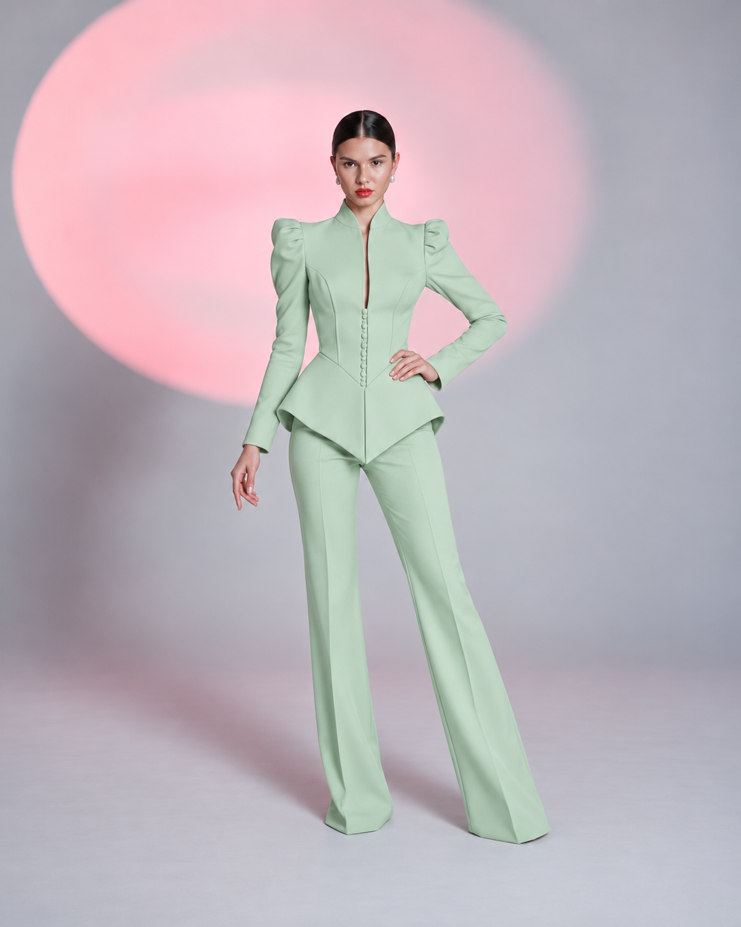 Avielle Suit