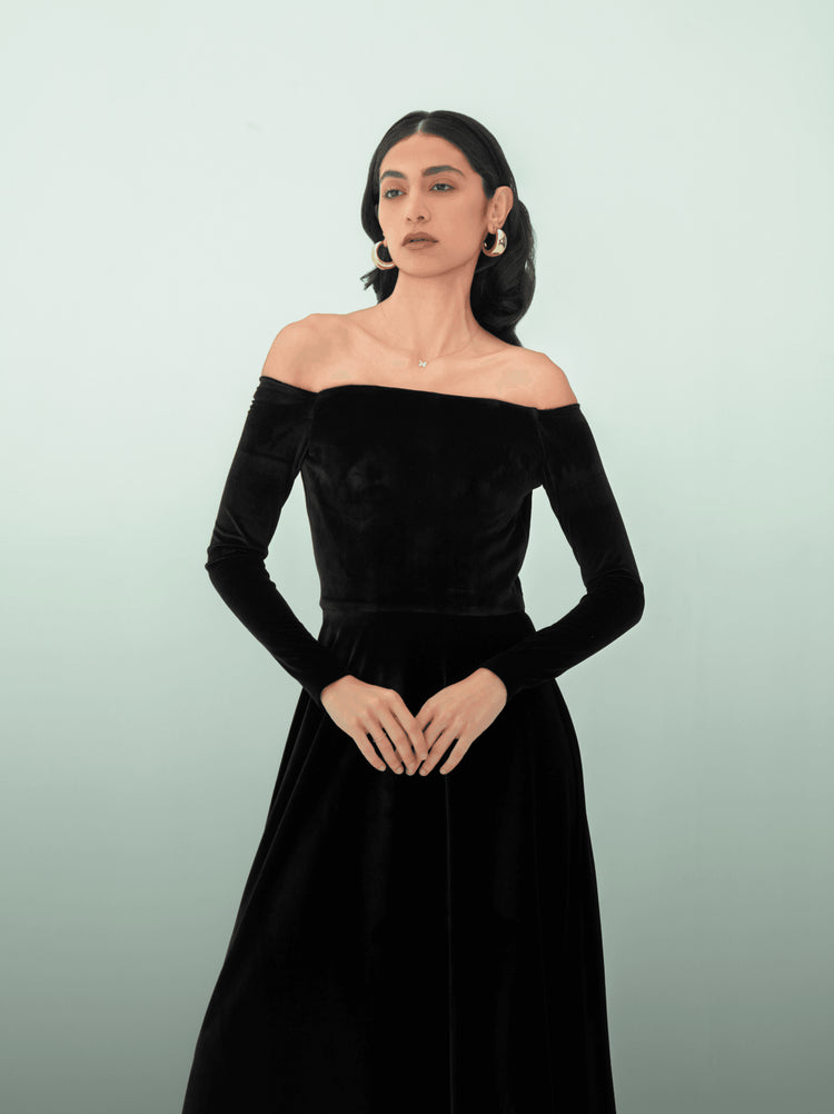 Velvet Noir - MOONMAINS EGY