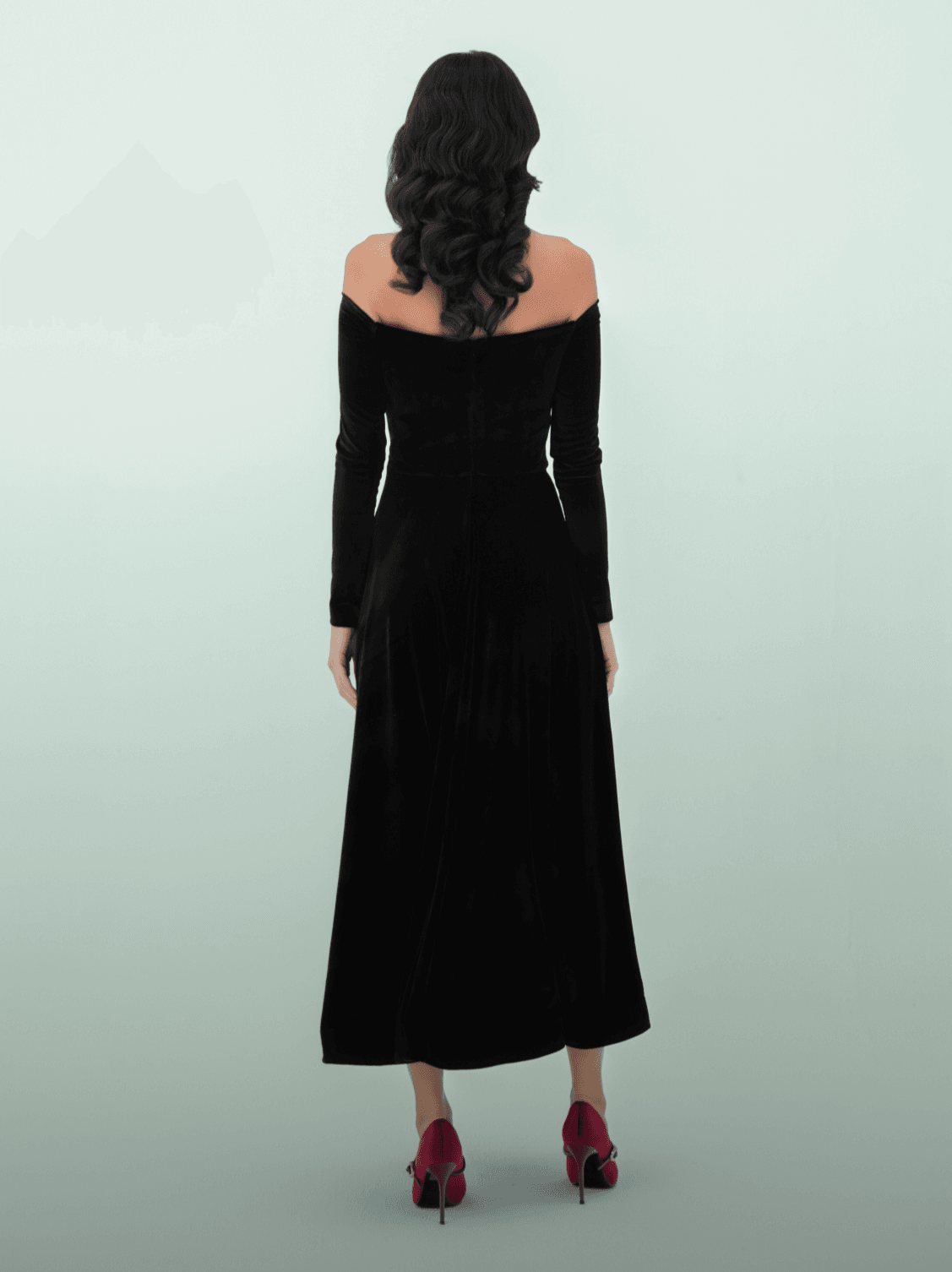 Velvet Noir - MOONMAINS EGY