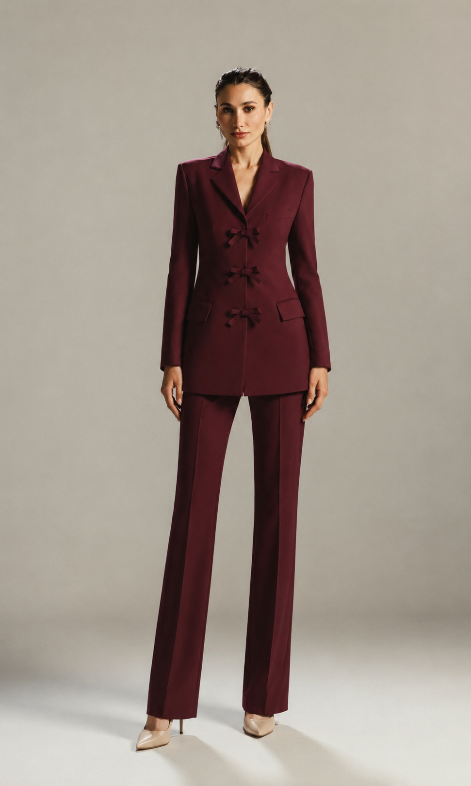 AMANDA BOW-DETAIL SUIT