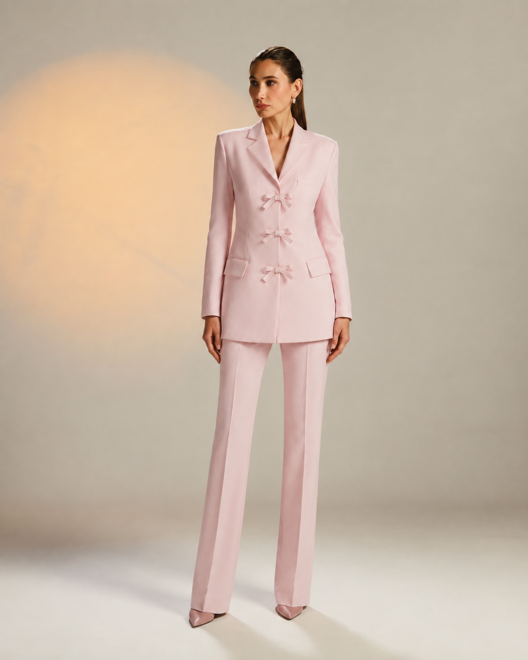 AMANDA BOW-DETAIL SUIT