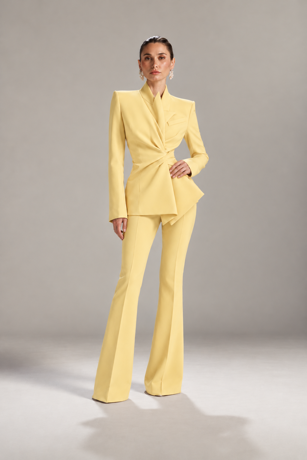 Alessia Suit