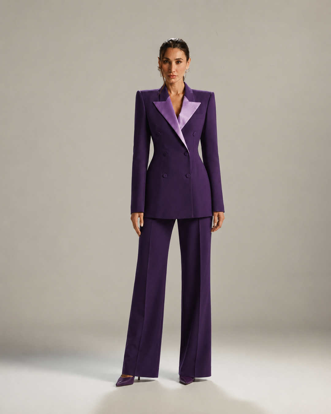 REGALIA CONTRAST SUIT