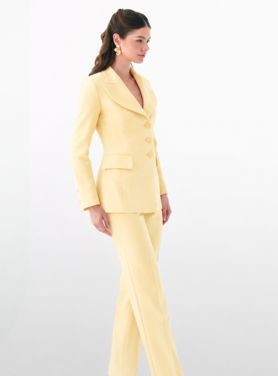 THRAIA SUIT